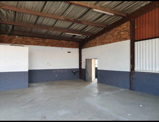 250M² WAREHOUSE TO LET IN ALRODE SOUTH